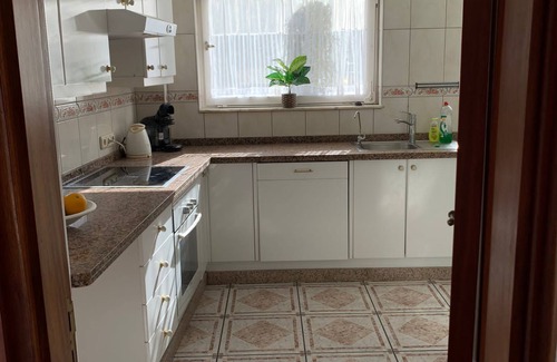 Puerto de la Cruz Apartment | Welcoming Family Apartment with Ocean View in Puerto de la Cruz