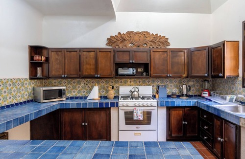 Antigua Guatemala House | Family-friendly 3-bedroom house with WiFi and parking in Antigua Guatemala