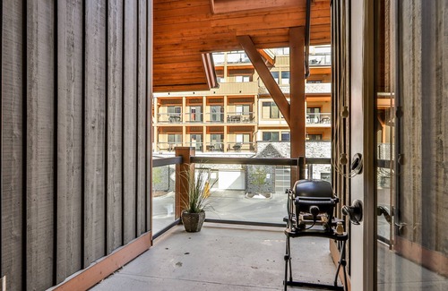 Canmore Condo | Perfect Family Getaway at Solara Resort & Spa Condo