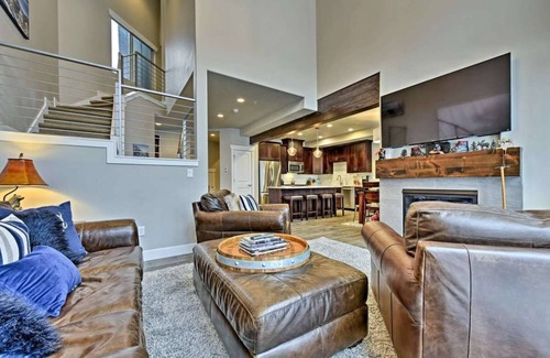 Pinebrook House | Family-Friendly Retreat with Ocean Views & 10/10 Guest Ratings