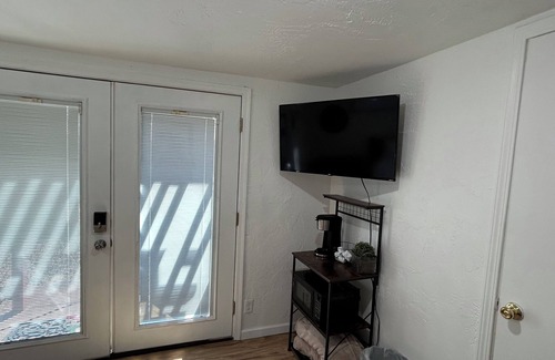 Prescott Heights House | Family Friendly 4 bedroom house in perfect Prescott with AC, WiFi