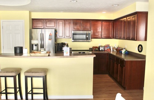 South Bend House | Family-friendly 4BR House Near ND with Great Amenities