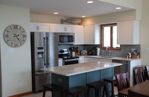 Sea Isle City House | Ideal Family Retreat: 5BR Home Steps from Beach & Shops