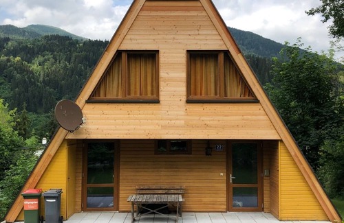 Afritz am See House | Family-Friendly A-Frame House by Lake & Bike Trails