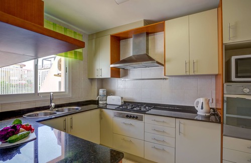 Puerto de Pollensa Apartment | Family-Friendly Apartment with Pool Near Pinewalk & Amenities