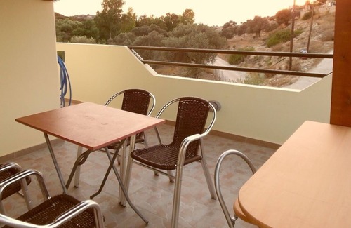 Pitsidia Apartment | Perfect Family Apartments for 6 in Tranquil Pitsidia
