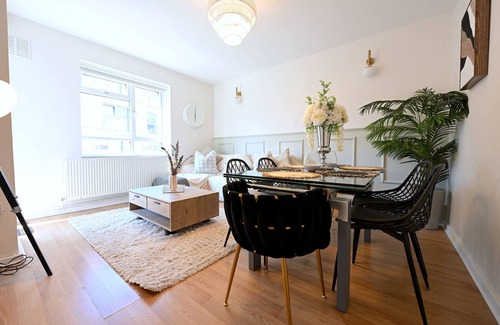 Hoxton Apartment | Family-Friendly Apartment in Prime London Zone 1 - Rated 9.4