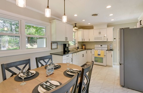 Blacksburg House | Top-Rated Family Retreat in Blacksburg with Playground & Spa!