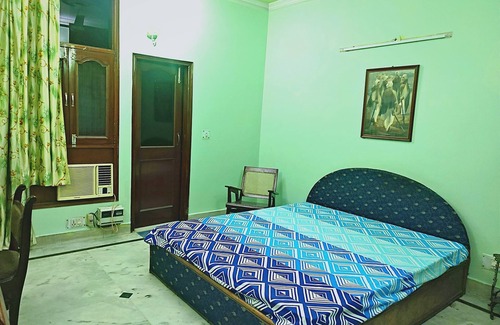 Preet Vihar Bed & Breakfast | Family-Friendly Escape with Convenient Train Access