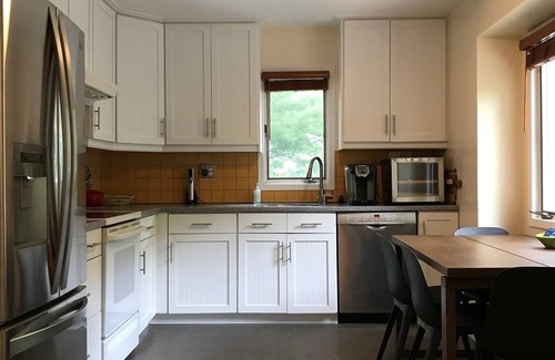 Springs House | Family-Friendly Home with Pool & Hot Tub Near Beautiful Beaches