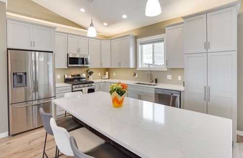 Brookings House | Guest Rated: Family-Friendly Brookings Home Near Downtown!