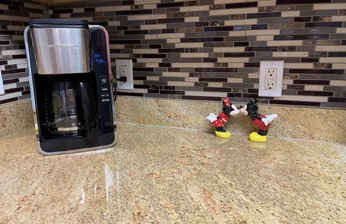 Four Corners Condo | Family-Friendly Condo Near Theme Parks & Top Restaurants