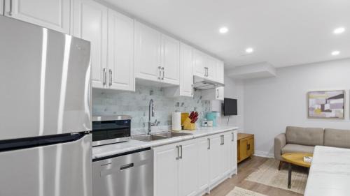 Durham Region Apartment | Family-Friendly Retreat with Hot Tub Near UOIT, Rated 9/10
