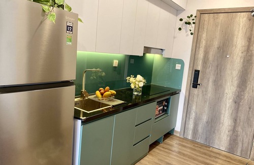 Van Giang Apartment | Family-Friendly, Fill up with morning sunshine, Fully furnished yet spacious
