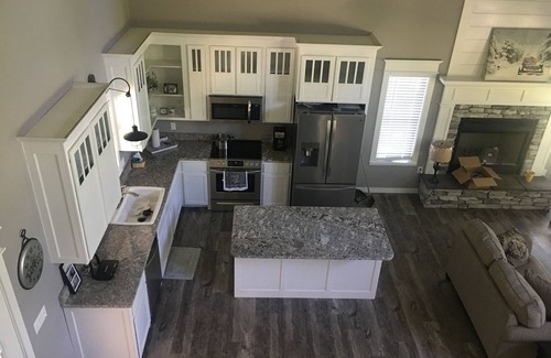 Mountain View House | Exceptional Stay at Show Home: Family-Friendly Amenities