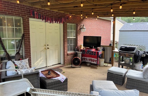 Oxford House | Kid-Friendly Retreat with Game Room & Hot Tub, 4 mi to Vaught