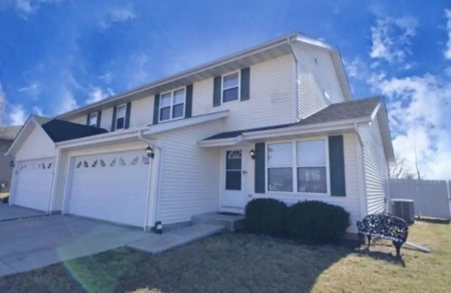 Ottawa House | Family-Friendly Retreat in Ottawa with Pet and Child Amenities