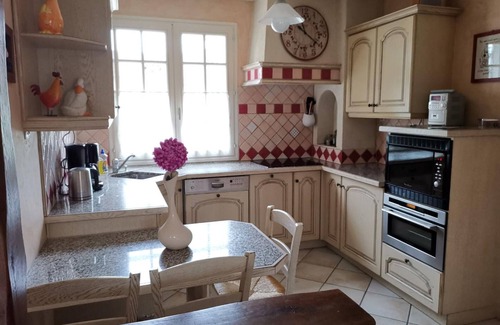Oisly Cottage | Relaxing Getaway at Gite Oisly with Spa and Breakfast