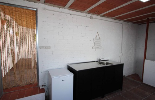 Deltebre House | Cozy Villa Deltebre: 3 Bedrooms, Pet-Friendly Retreat