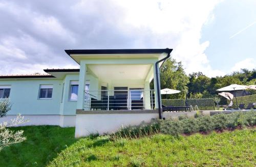 Radini House | Family-Friendly Retreat with Pool in Buroli, Umag