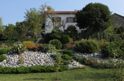 Rim House | Family-Friendly House with Pool in Central Istria