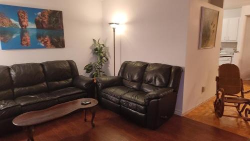 Fabreville House | Family-Friendly in Quiet Laval Neighborhood