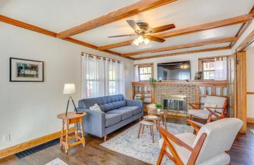 Independence House | Family-Friendly Independence Home 5 Mi to Stadium
