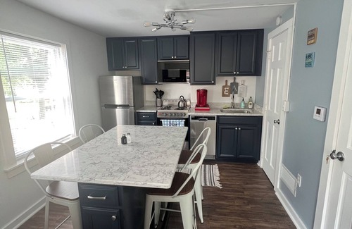 Lake Pocotopaug Cottage | Family-Friendly Lakeside Cottage with Breathtaking Views