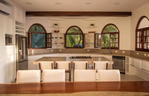 Playa Hermosa Villa | Oceanview Villa: 5 Bedrooms, Spa & Private Pool Awaits