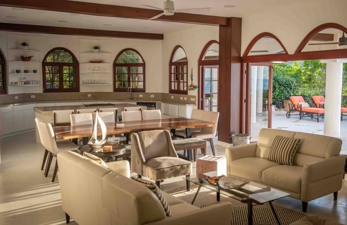 Playa Hermosa Villa | Oceanview Villa: 5 Bedrooms, Spa & Private Pool Awaits