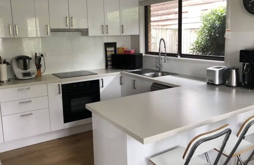 North Balgowlah House | Family-friendly Oasis: Tranquil Retreat With Playful Charm