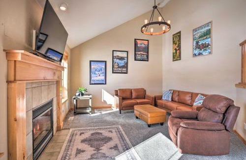 Boyd Acres House | Family-Friendly Oregon Retreat with Yard and Pet Amenities