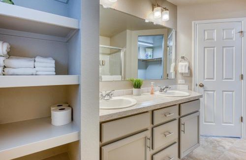 Caldwell House | Family-Friendly Hotel with Playroom and Pet Amenities