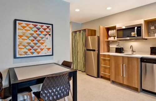 Daytona Beach House | Family-Friendly Resort! w/Kitchen, Near Ponce de Leon Inlet Lighthouse Museum