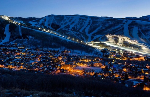 Murray House | Family-Friendly Hotel Near Ski Resorts and Dining in Utah