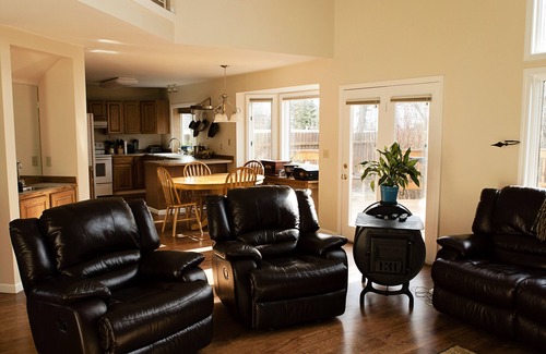 Bayshore - Klatt House | Family-Friendly South Anchorage Home with Spa & Hot Tub