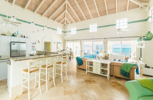 Juba Sound Villa | Family-Friendly Oceanfront Villa with Private Pool & Views