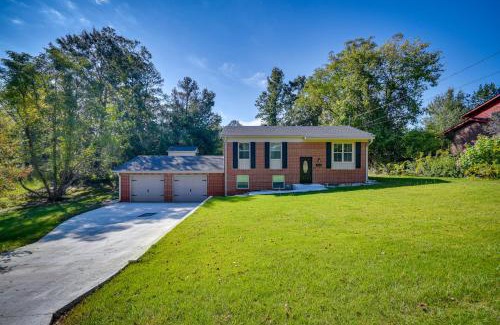 Tuskegee House | Perfect Family Retreat Near Tuskegee University!