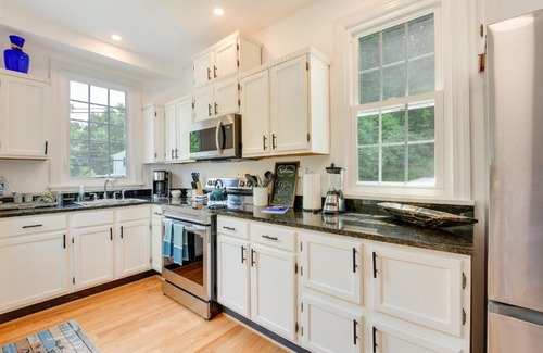 Chesapeake Beach House | Top-Rated Family-Friendly Chesapeake Beach House with Deck