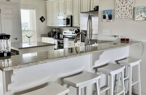 Royal Lagoons House | Impressive Family-Friendly Waterfront Home in Royal Lagoons
