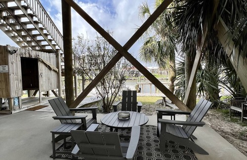 Royal Lagoons House | Impressive Family-Friendly Waterfront Home in Royal Lagoons