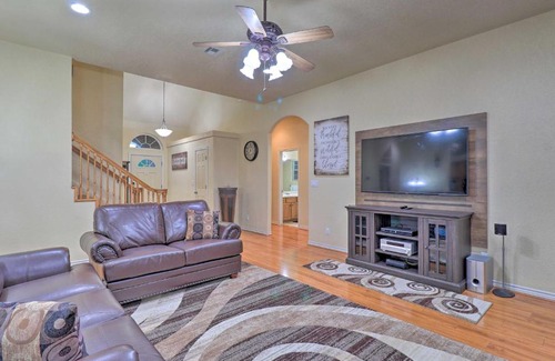 Woodway House | Family-Friendly Woodway Retreat with Private Yard Access