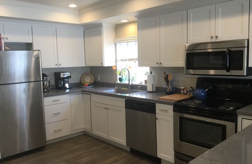 Oxnard Shores House | Family Fun Beach House: Pet-Friendly Oceanfront Retreat