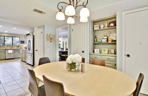 Countryside House | Family Fun House: Pool, Spa & Near Zilker Park