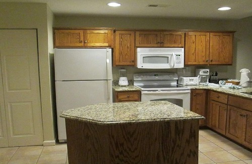Williamsburg Condo | Family-Friendly Retreat at Governors Green in Williamsburg