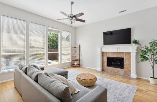 Frisco House | Family Fun Retreat- Pool & Entertainment Haven! home