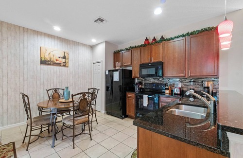 Veranda Palms Resort | Veranda Palms: 6-Bedroom Retreat Near Disney Parks