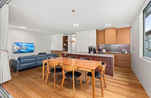 Mayfield House | Family Home in Mayfield with Stylish Interior