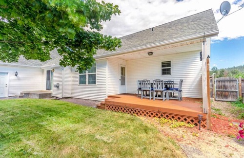 Post Falls Apartment | Pet-Friendly Retreat: Majestic Home by the River