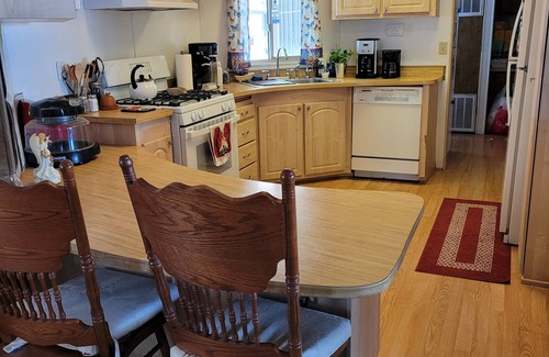 Deer Valley House | Family Haven with Pool, Ocean View & Spa Amenities